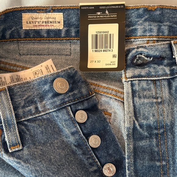 Never Worn Levis Women’s 501 Original - Picture 2 of 4